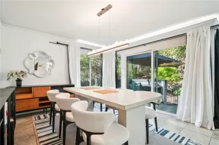 Photo #4: SB25272525 Listing 