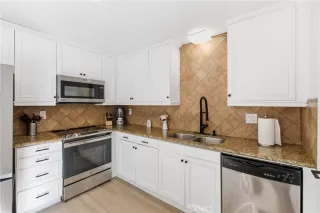 Photo #2: SB26007457 Listing 