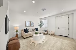 Photo #3: SB26010686 Listing 