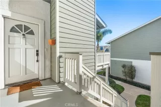 Photo #2: SB26018975 Listing 