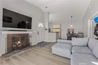 Photo #3: SB26018975 Listing 