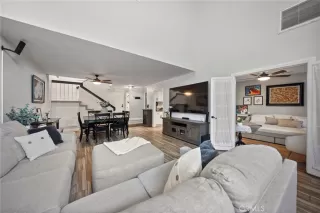 Photo #2: SB26019121 Listing 