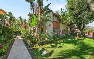 Photo #1: SB26030141 Listing 