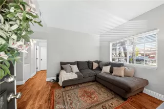 Photo #3: SB26030141 Listing 