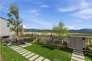 Photo #2: SB26051521 Listing