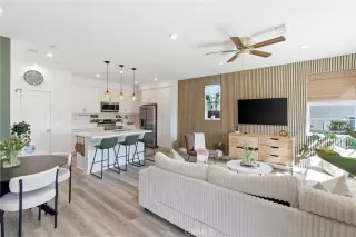 Photo #4: SB26051521 Listing