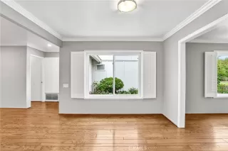 Photo #2: SB26055889 Listing 