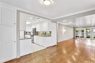 Photo #6: SB26055889 Listing 