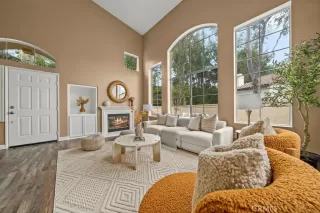 Photo #5: SB26106162 Listing 