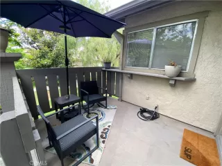 Photo #4: SB26122183 Listing 