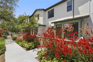 Photo #1: SB26122782 Listing