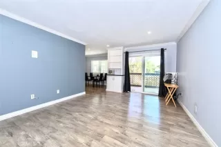 Photo #6: SB26128171 Listing