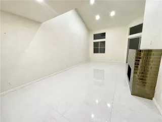 Photo #3: SR22231445 Listing 