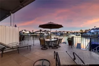 Photo #4: SR22242460 Listing 