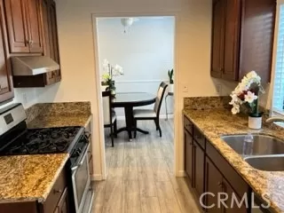 Photo #5: SR22256852 Listing