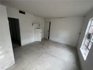 Photo #6: SR22257085 Listing 