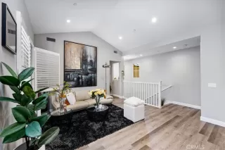 Photo #5: SR23068792 Listing 