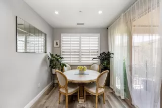 Photo #6: SR23068792 Listing 