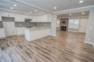 Photo #5: SR23105030 Listing 