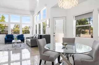 Photo #6: SR23130272 Listing