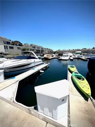 Photo #2: SR23134094 Listing