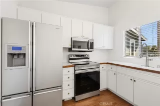 Photo #5: SR23155695 Listing 