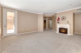 Photo #4: SR23198594 Listing 