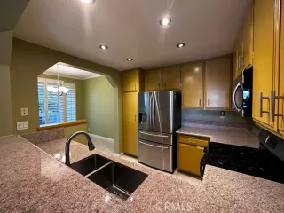 Photo #6: SR23206979 Listing 