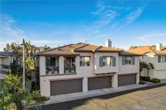 MLS: SR23221314 Condo For Sale