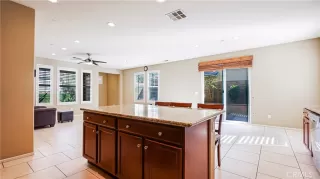 Photo #4: SR23221800 Listing 