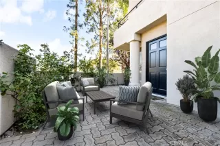 Photo #3: SR23230679 Listing 