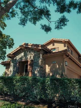 Photo #5: SR24014158 Listing 