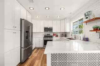 Photo #1: SR24022732 Listing