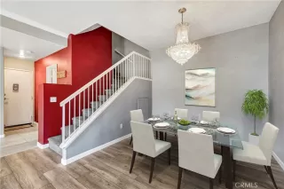 Photo #3: SR24041895 Listing 