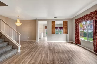 Photo #4: SR24041895 Listing 