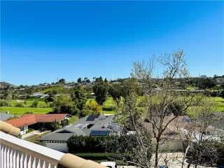 Photo #4: SR24064496 Listing 