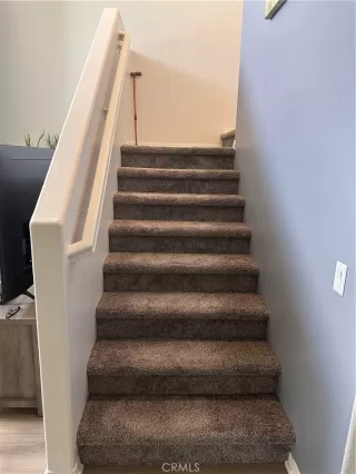 Photo #6: SR24117980 Listing 