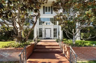 Photo #2: SR24171829 Listing