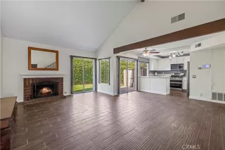 Photo #4: SR24200037 Listing 