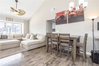 Photo #6: SR24210064 Listing 