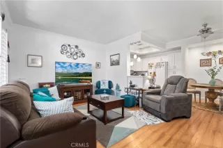 Photo #5: SR24210232 Listing 