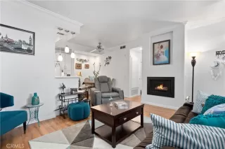 Photo #6: SR24210232 Listing 