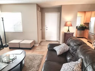 Photo #5: SR24233477 Listing 