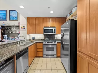 Photo #3: SR24244767 Listing