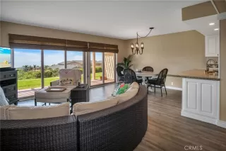 Photo #1: SR25040912 Listing 