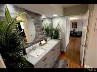 Photo #3: SR25057283 Listing