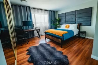 Photo #5: SR25057283 Listing