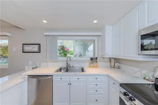 Photo #5: SR25069153 Listing 