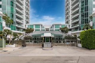 Photo #2: SR25097276 Listing 