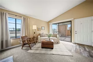 Photo #2: SR25112581 Listing 